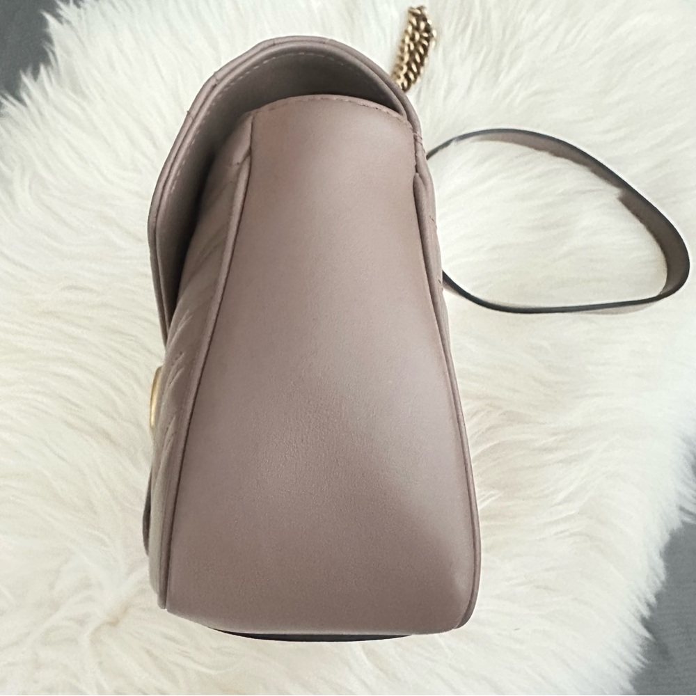 Gucci Marmont matelassé shoulder bag in Porcelain Rose 🌸 - Picture 3 of 16